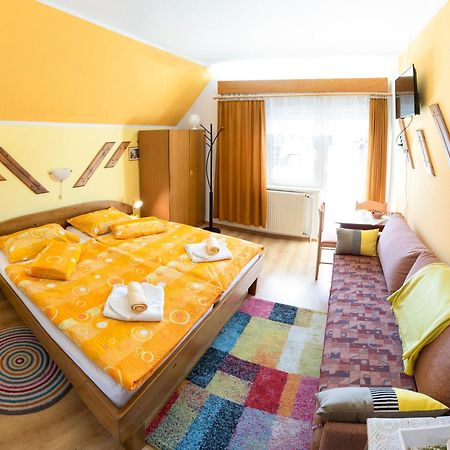 Apartments And Rooms Razen Bohinj Esterno foto