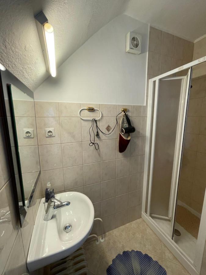 Apartments And Rooms Razen Bohinj Esterno foto